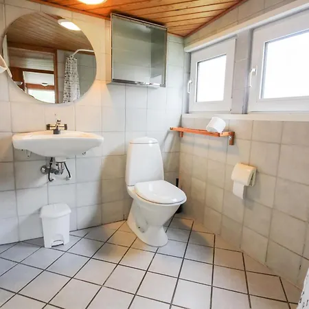 Hennrik - 500m From The Sea By Interhome *